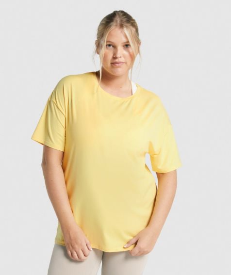 Camiseta Gymshark Whitney Oversized Mujer Amarillo | ES6237-HQ